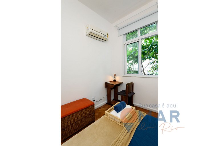2-bedroom apartment 350m from Copacabana Beach | SF 135/401