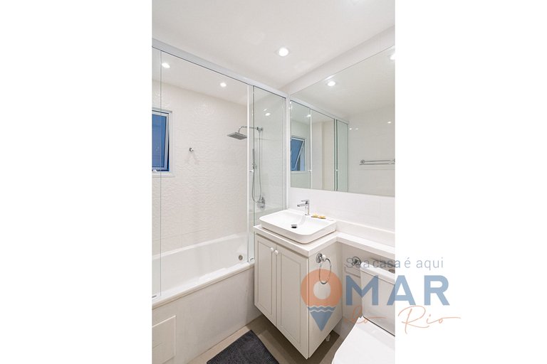 Apê com 3 quartos em Copacabana com banheira | SL 432/401