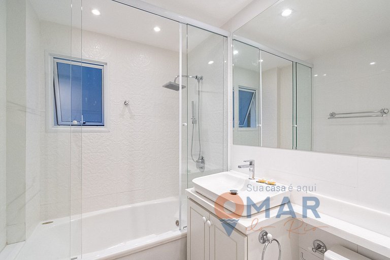 Apê com 3 quartos em Copacabana com banheira | SL 432/401