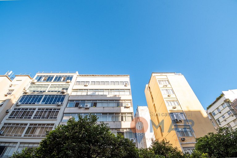 Apê com 3 quartos em Copacabana com banheira | SL 432/401