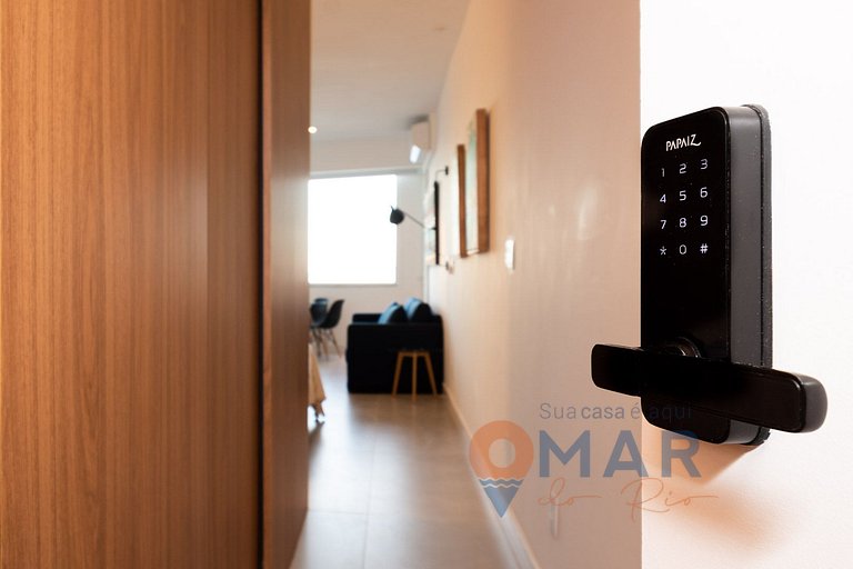 Beachfront Studio in Copacabana | A 3806/1203