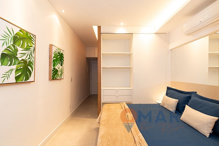 Beachfront Studio in Copacabana | A 3806/1203
