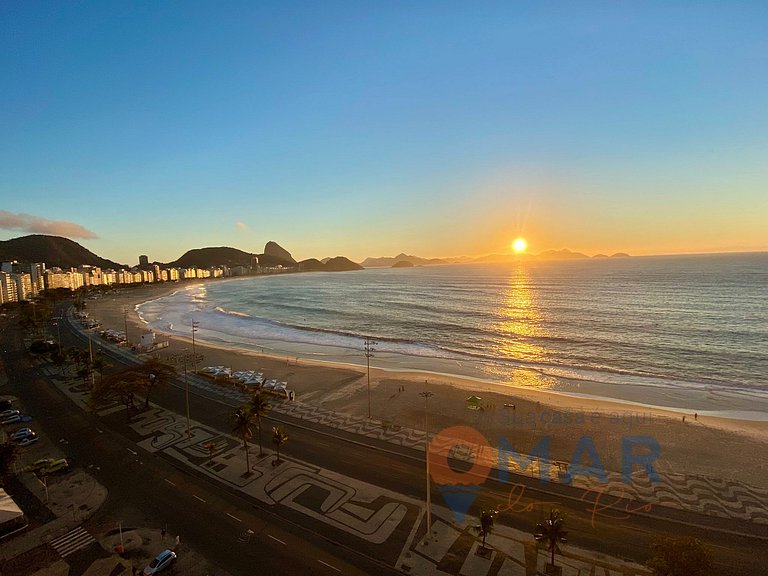 Beachfront Studio in Copacabana | A 3806/1203