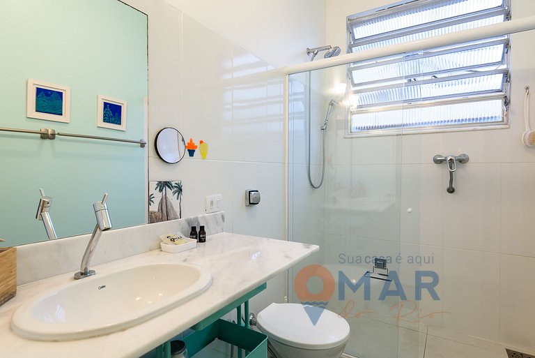 Flat em Ipanema a 350m da praia | BT 82/108