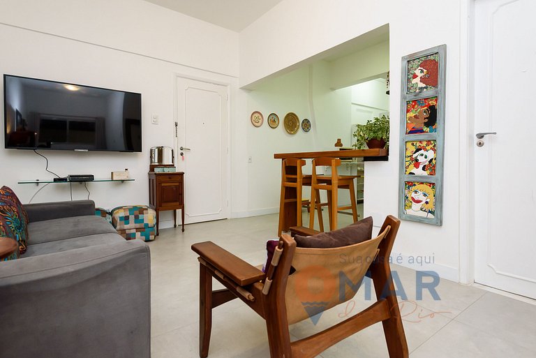 Flat em Ipanema a 350m da praia | BT 82/108
