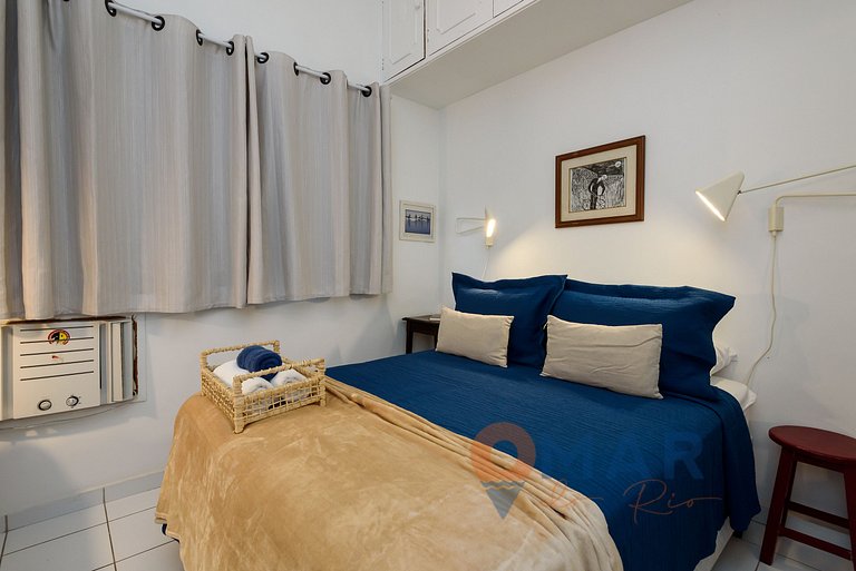 Flat em Ipanema a 350m da praia | BT 82/108