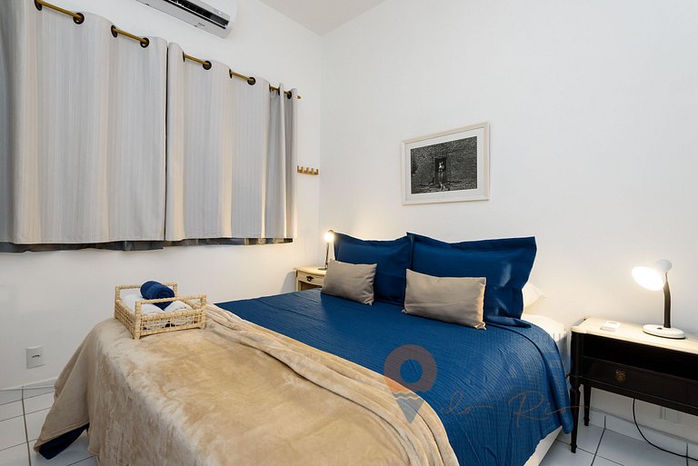 Flat em Ipanema a 350m da praia | BT 82/108