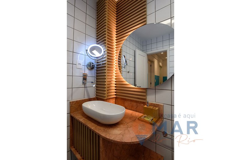 2 Bedrooms w/ Sea View in Copacabana | NSC 1391/805