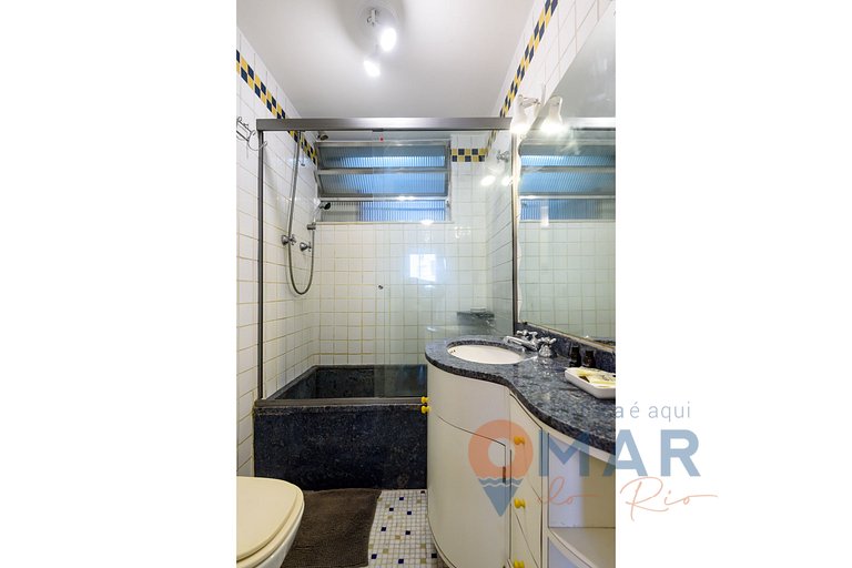 2Qts em Copacabana com Garagem | BC 473/704