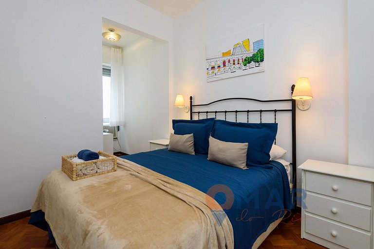 Apartamiento a 300m de la Playa de Copacabana | BI 102/202