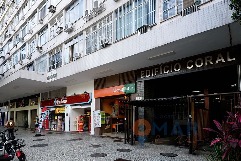 Studio overlooking Christ the Redeemer | PB 316/934