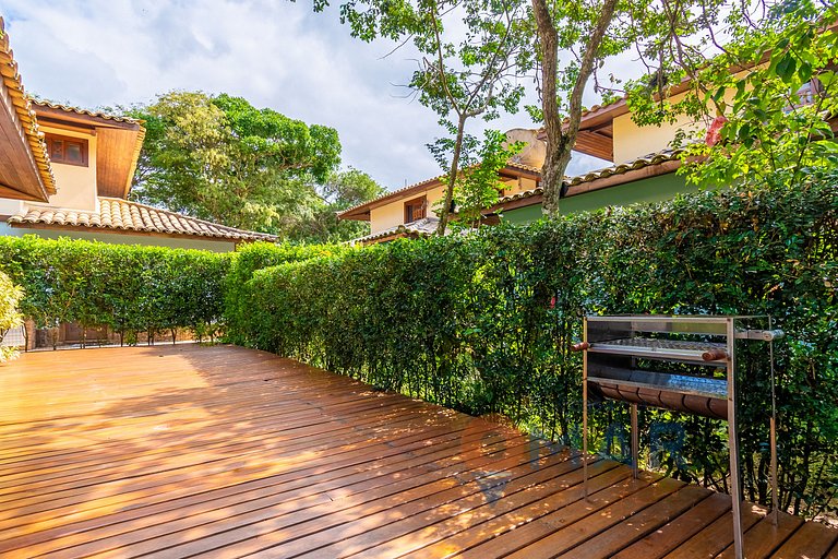 Beach house in Búzios with 3 suites | VF 08