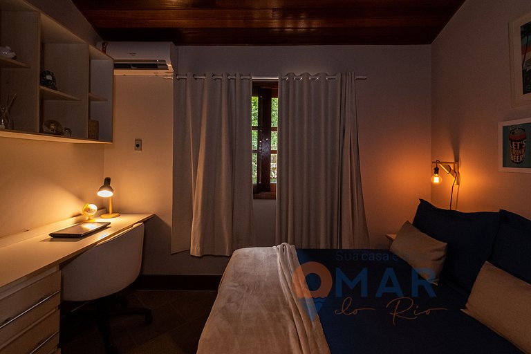 Beach house in Búzios with 3 suites | VF 08