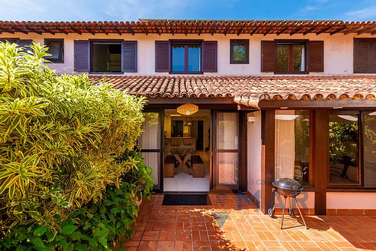 Casa em Búzios com área de lazer | RDV 02
