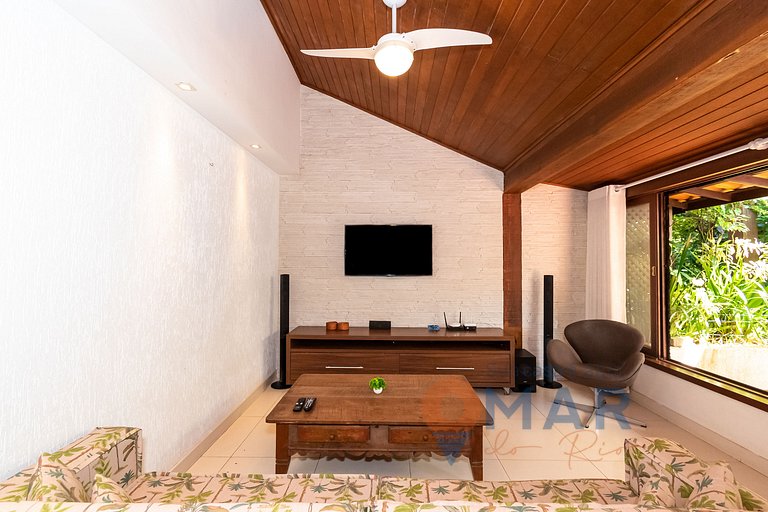 Casa em Búzios com área de lazer | RDV 02
