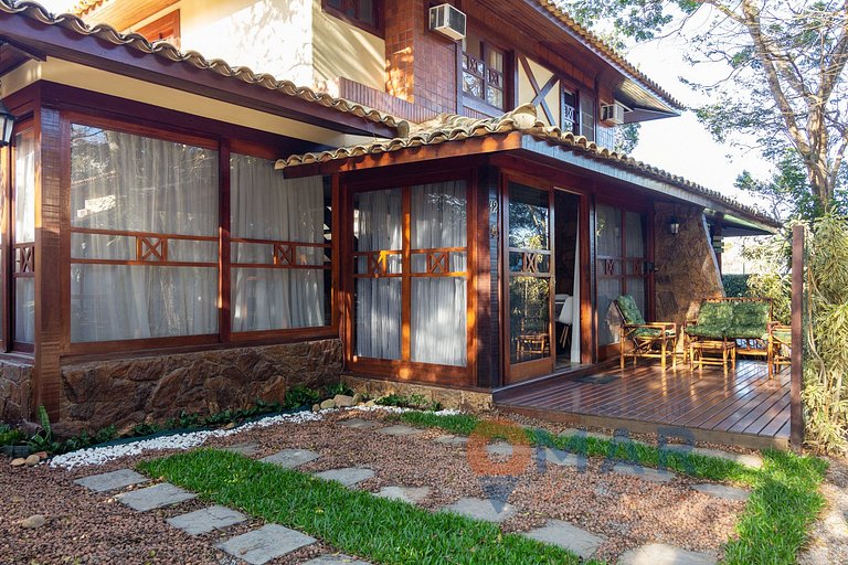Duplex com Churrasqueira em Búzios | VF 12