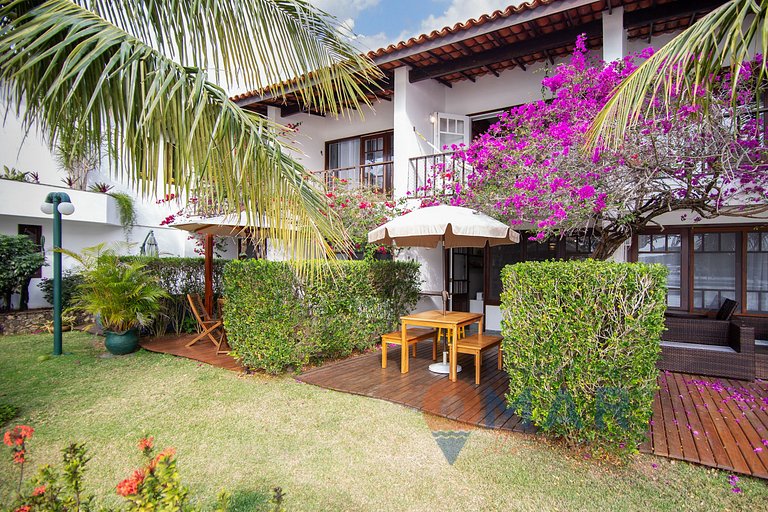 Duplex em Búzios com Suítes e Piscina | CLC 11