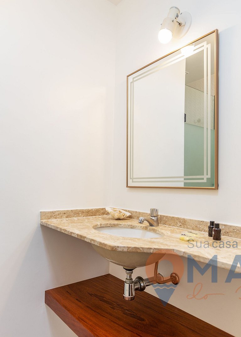 Duplex em Búzios com Suítes e Piscina | CLC 11