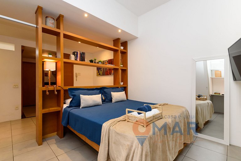 Bedroom & Lounge, View of Christ the Redeemer | SQC 143/918