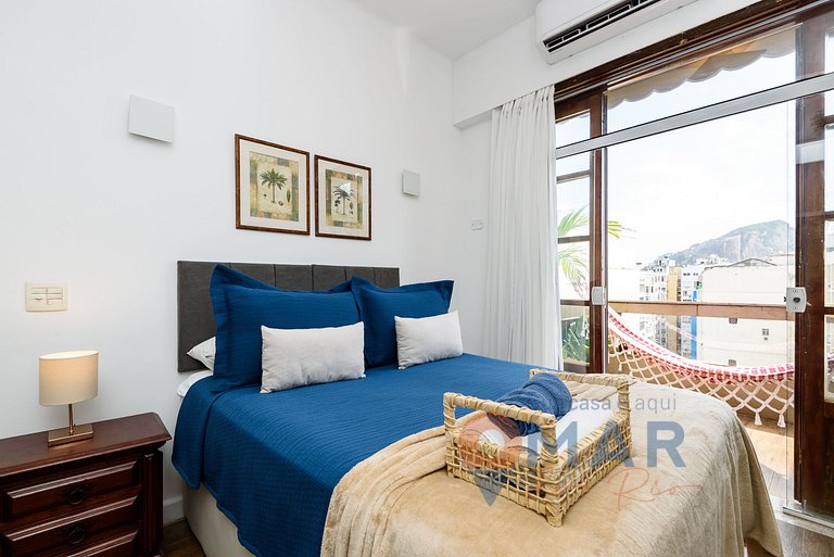 Estudio a 200 metros de la playa de Copacabana | FM 144/1105