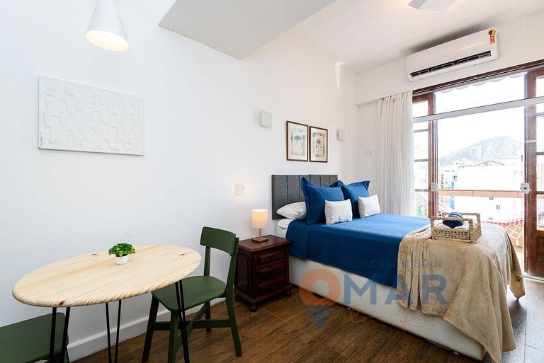 Estudio a 200 metros de la playa de Copacabana | FM 144/1105