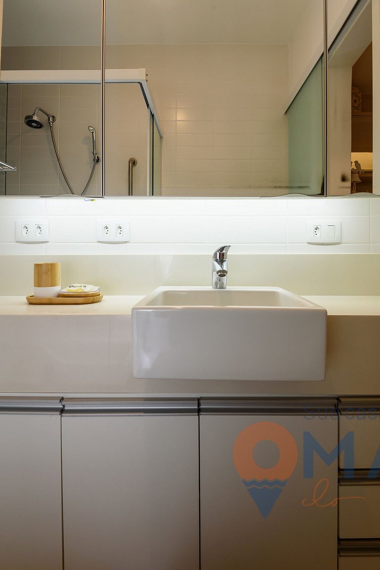 Modern 2 Bedroom Apartment with Garage | XS 83/304