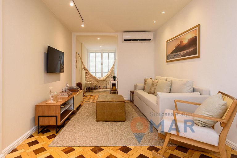 Modern 2 Bedroom Apartment with Garage | XS 83/304