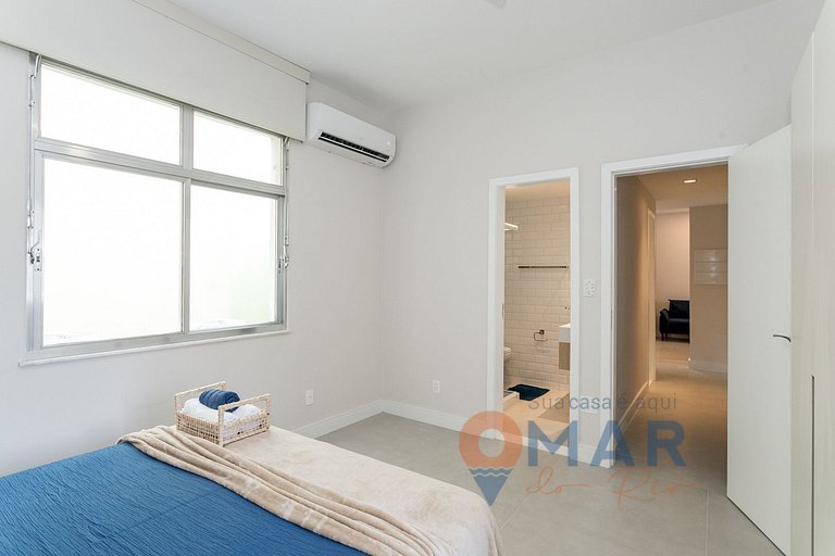 Modern 3-bedroom apartment 450m from the beach | AP30/601