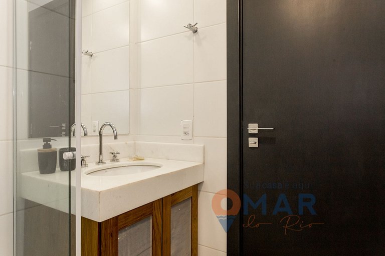 Triplex con Diseño Industrial en Itaipava | AIR A2