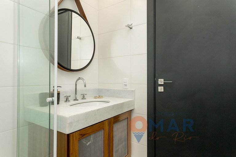 Triplex com Design Industrial em Itaipava | AIR A2