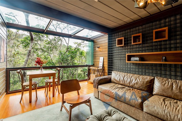 Triplex com Design Industrial em Itaipava | AIR A2