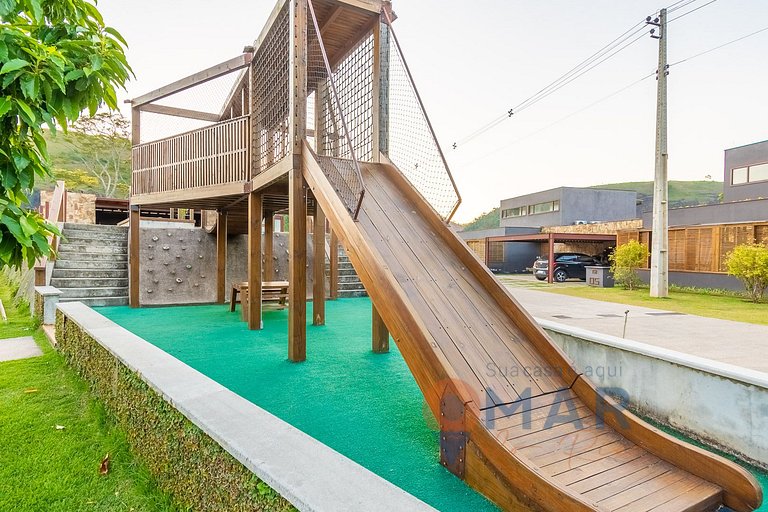 Triplex com Design Industrial em Itaipava | AIR A2