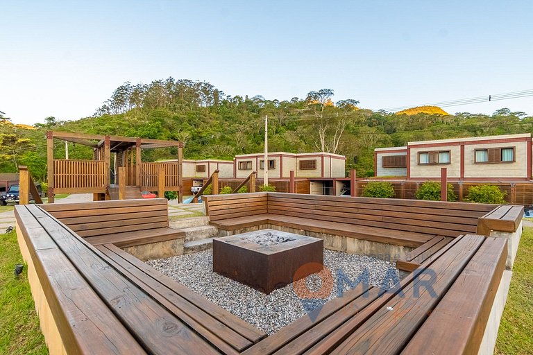 Triplex com Design Industrial em Itaipava | AIR A2