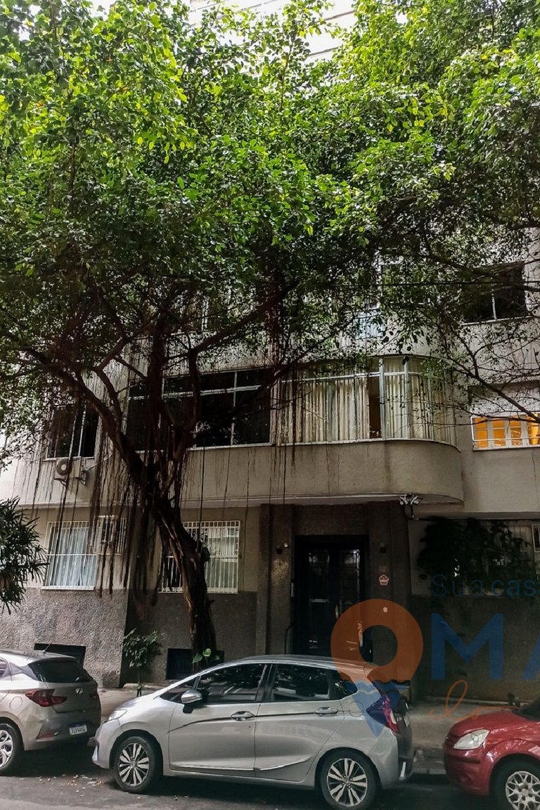 Modern 3-bedroom apartment 450m from the beach | AP30/601