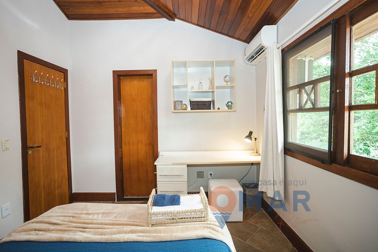 Beach house in Búzios with 3 suites | VF 08