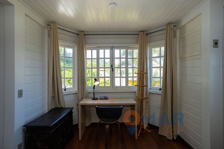 Casa Ayana | Mansão c/ Piscina a 400m da Praia Brava