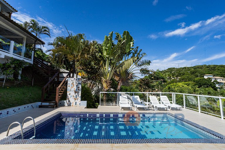 Casa Ayana | Mansão c/ Piscina a 400m da Praia Brava