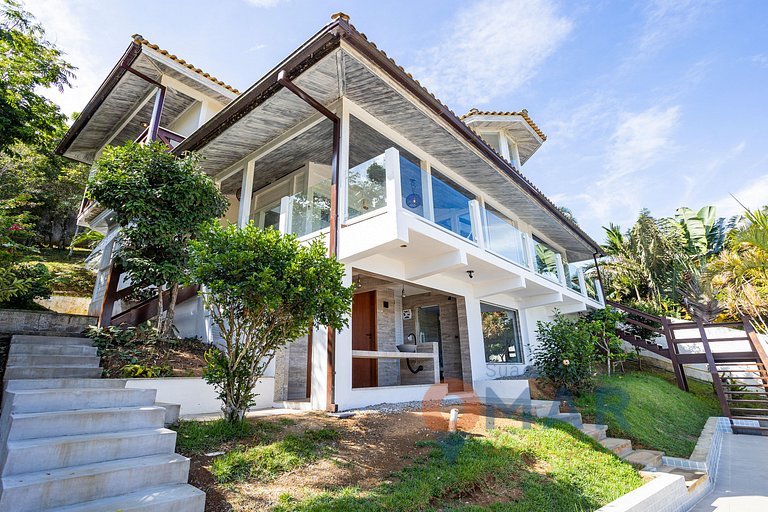Casa Ayana | Mansión con piscina a 400m de Praia Brava