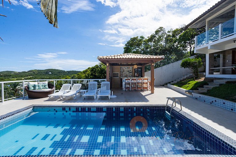 Casa Ayana | Mansão c/ Piscina a 400m da Praia Brava