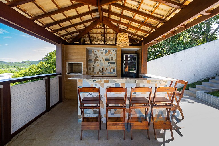 Casa Ayana | Mansão c/ Piscina a 400m da Praia Brava