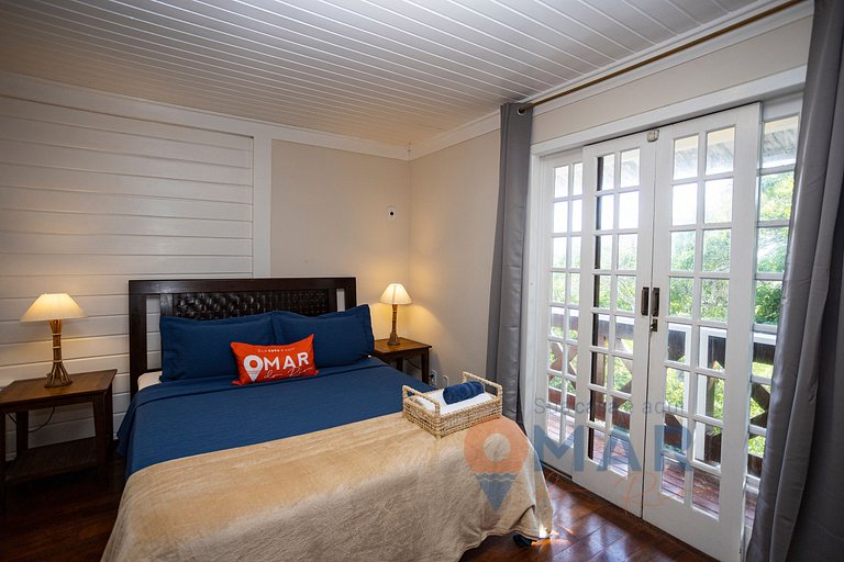 Casa Ayana | Mansão c/ Piscina a 400m da Praia Brava