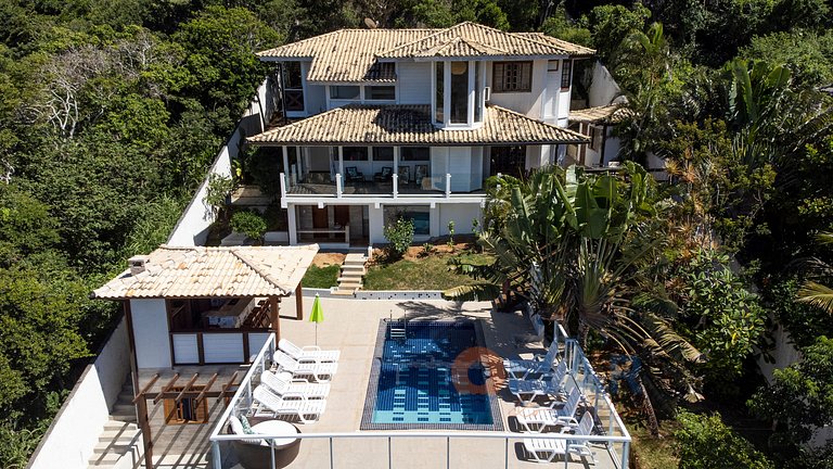 Casa Ayana | Mansão c/ Piscina a 400m da Praia Brava