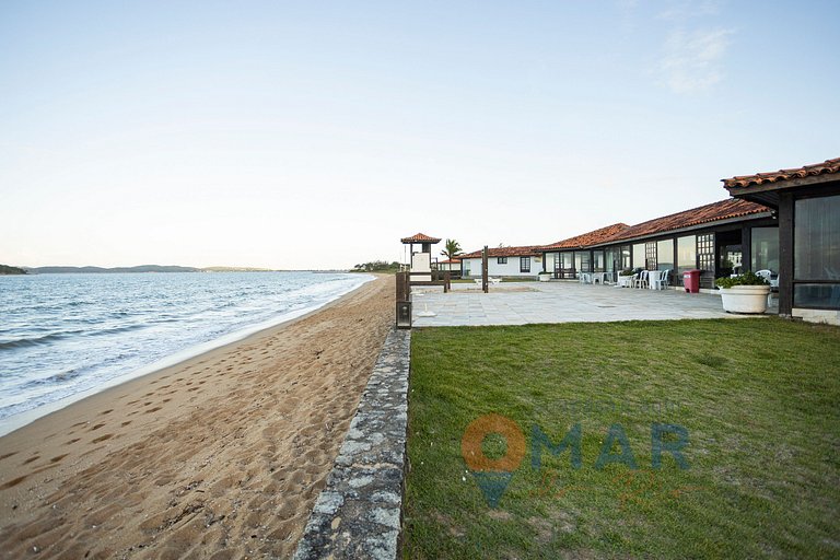 Beachfront House w/ Ocean View in Búzios | CBR 7/7