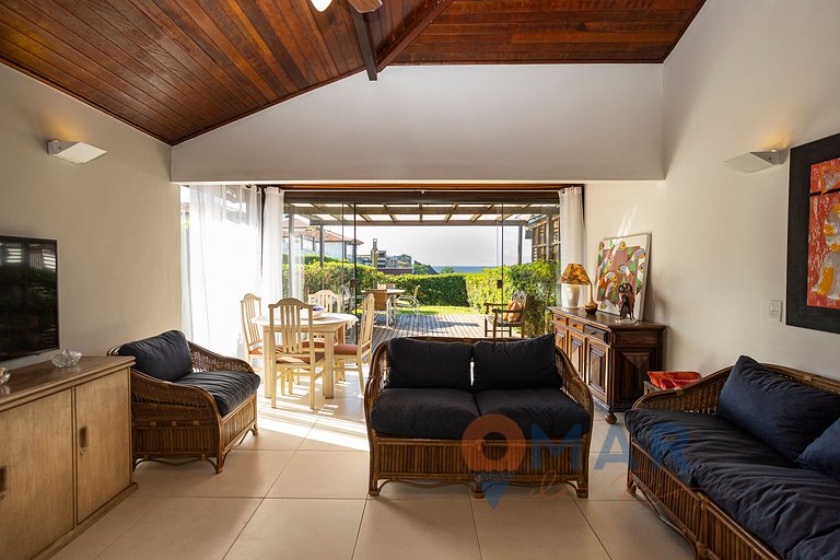 Beachfront House w/ Ocean View in Búzios | CBR 7/7