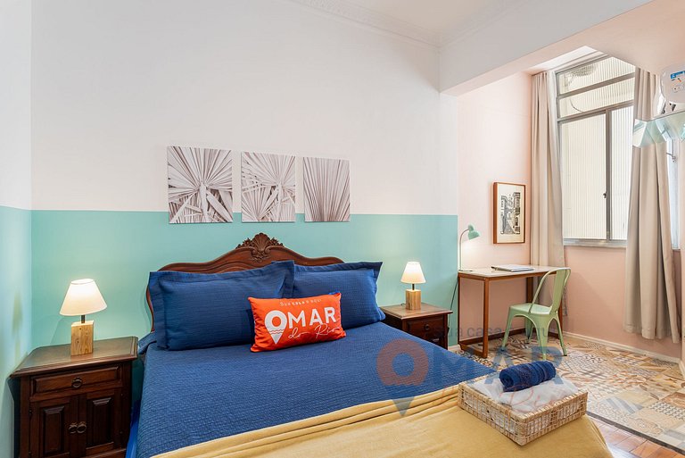 2 Bedroom Apartment and sea view in Copacabana | A 2936/1202