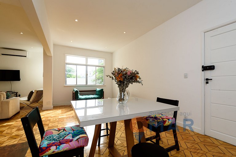 Apartamento a 600m da Praia de Ipanema | BC 33/303