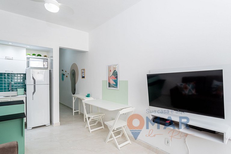 Studio a 60m da Praia de Copacabana | AS 76/810