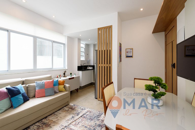 Modern Bedroom & Living Room in Copacabana | MFB 76/203