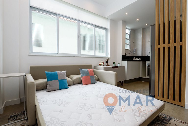 Modern Bedroom & Living Room in Copacabana | MFB 76/203