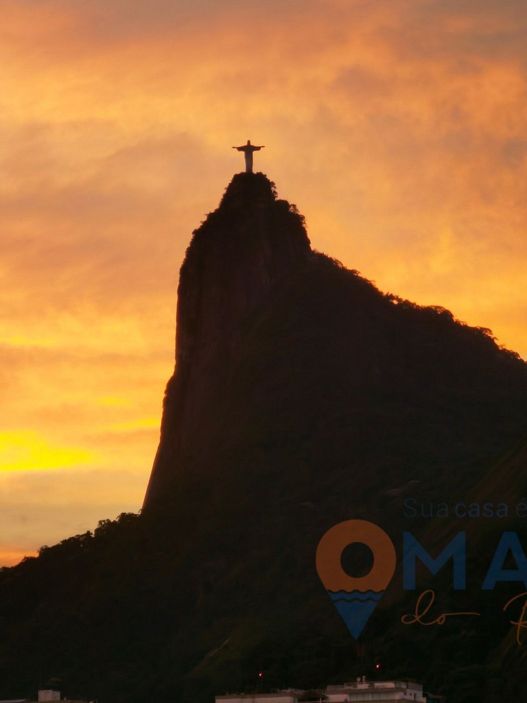 Studio overlooking Christ the Redeemer | PB 316/934